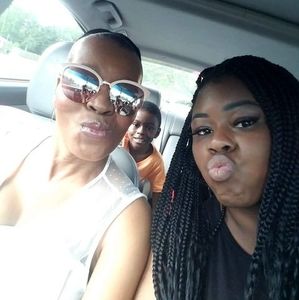 Meet your Posher, Diane